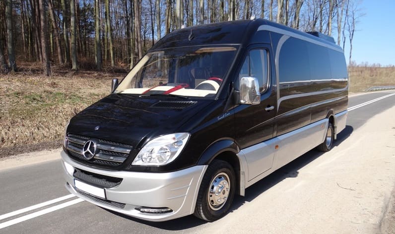 Hungary: Bus reservation in Győr-Moson-Sopron in Győr-Moson-Sopron and Hungary